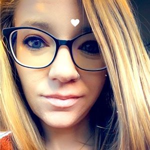 Meet your Posher, Bethany